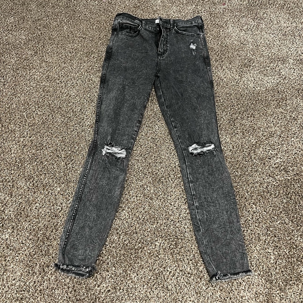 Sneak Peek. Like new. Size 1/25